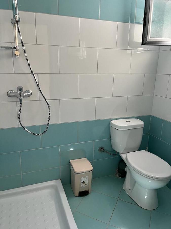 Riviera Rooms Sarandë Buitenkant foto