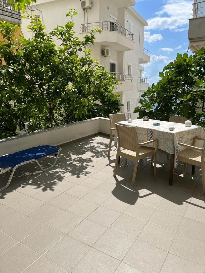 Riviera Rooms Sarandë Buitenkant foto